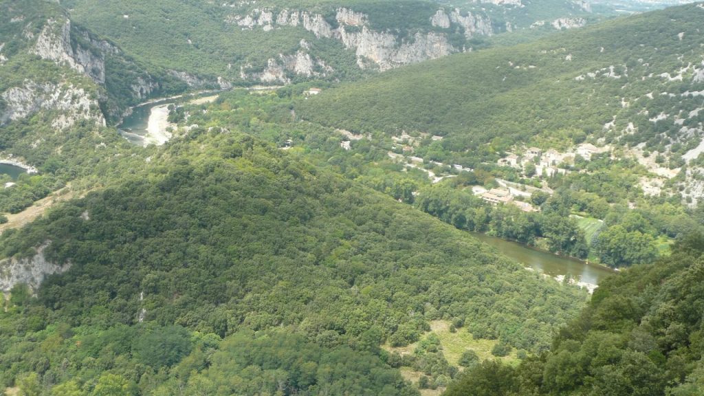Villeneuve-en-Berg - Camping Les Rives d'Auzon en Ardèche